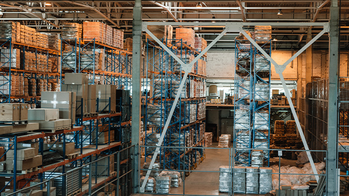 A crowded warehouse full of boxes